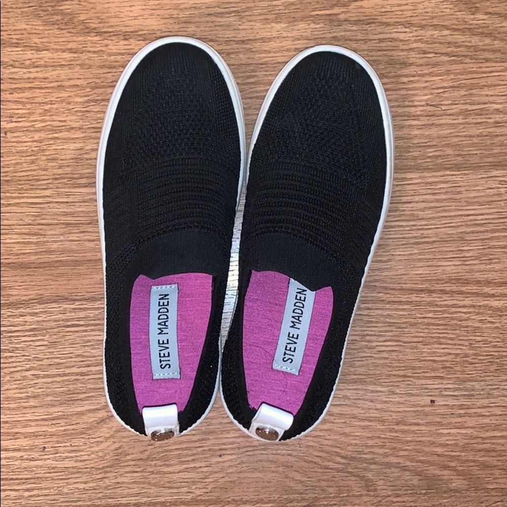 Steve Madden - Picture 2 of 2